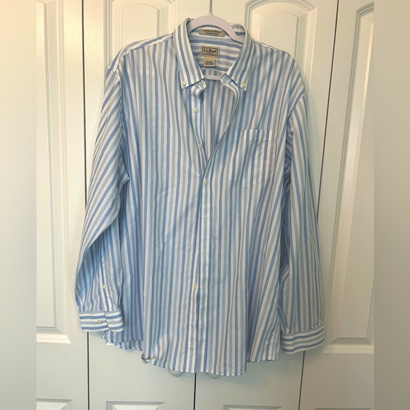 L.L. Bean Other - L.L. Bean Mens Wrinkle Resistant Traditional Fit button down